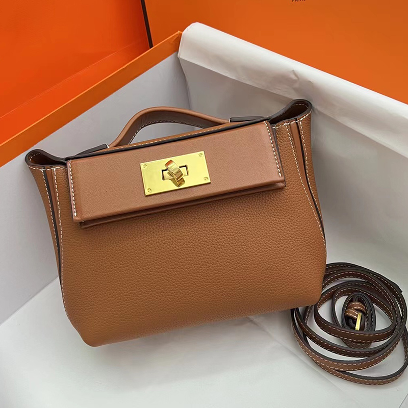 

Designer Shoulder Bag Retro Solid Color Leather Lock Ladies New Handbag Fashion Large Capacity Multifunctional Crossbody Bag, Camel