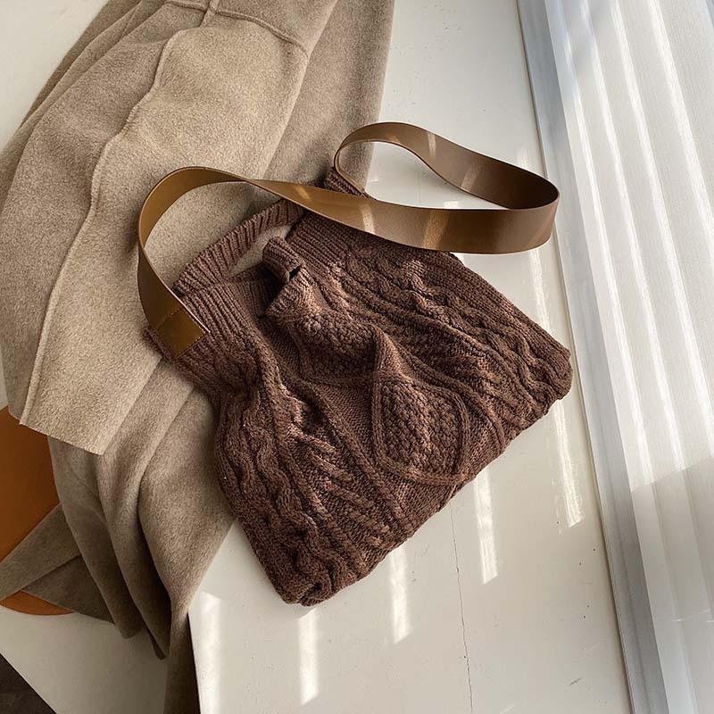 

Evening Bags Vintage Wool Knitted Women Shoulder Bag Designer Woven Crossbody Casual Female Shopper Large Capacity Tote 2022 Winter, Black
