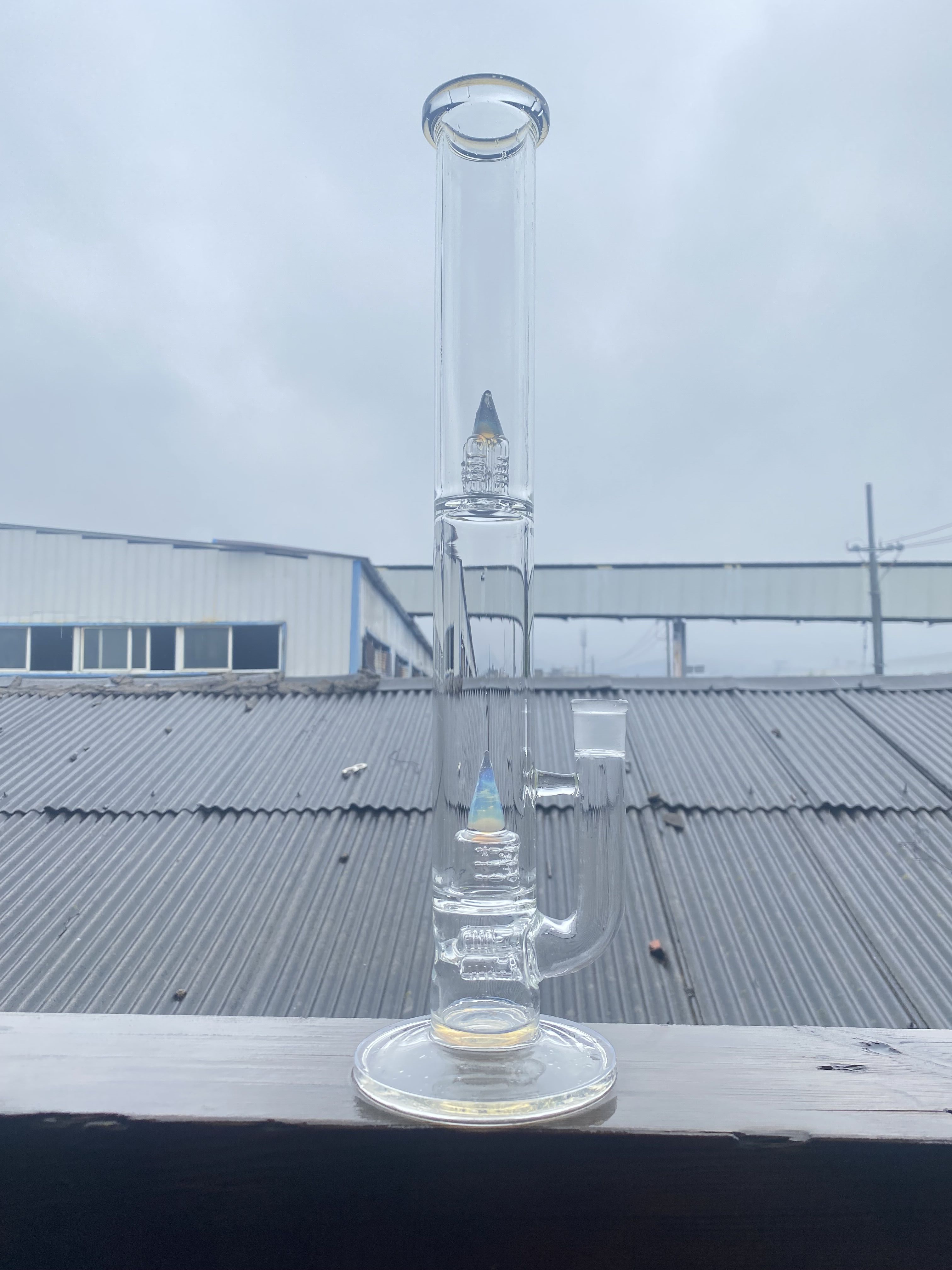 

Glass hookah ,18 mm joint,secret white with inv4,bong,18inch,clean high quantity