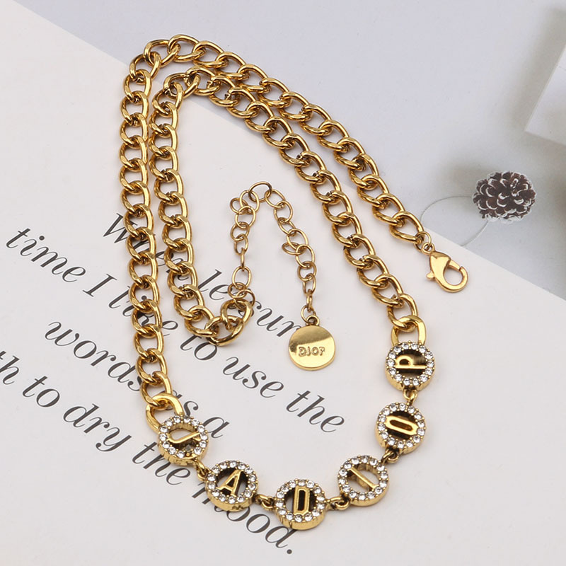 

Luxury Designer Letter Pendant Necklaces Bracelet Bangle 18K Gold Plated Crysatl Rhinestone Sweater Necklace Chain Couple Lady Party Gifts Jewerlry Accessories
