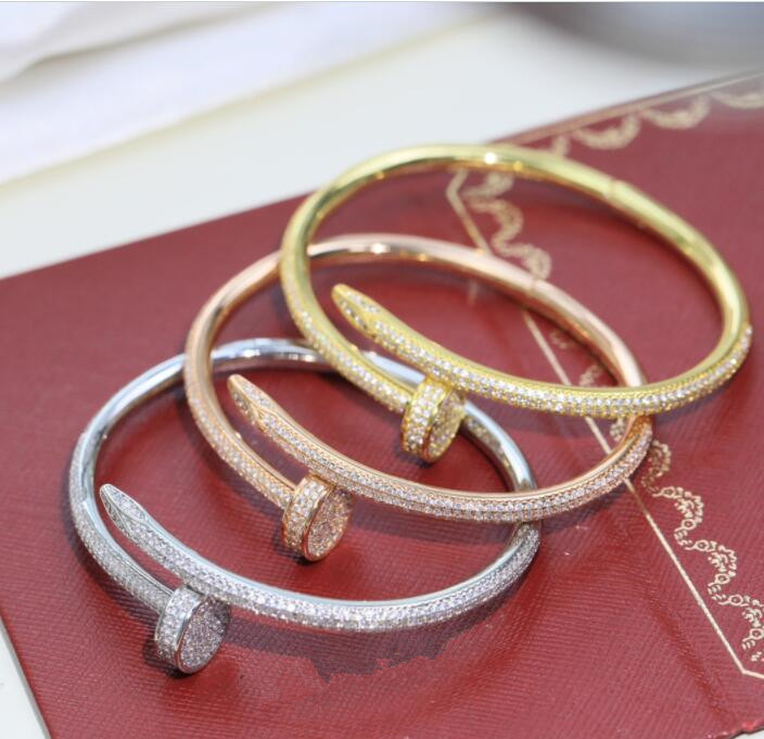

2022 Classic high-end quality Bangle With diamond girl women's nail bracelets sub-gold material electroplating three-layer thick gold long-lasting non-fading