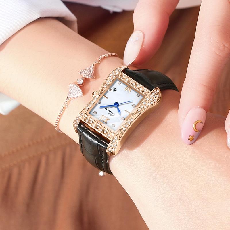 

Watch Boxes & Cases Women's Square Waterproof Diamond-encrusted Quartz WatchWatch