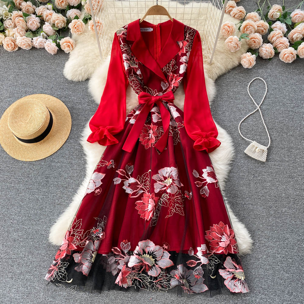 

New Autumn Winter Elegant Embroidery Long Dress Women Slim Tailored Collar High Waist A-line Bandage Party Full Dress 2022, Same as picture
