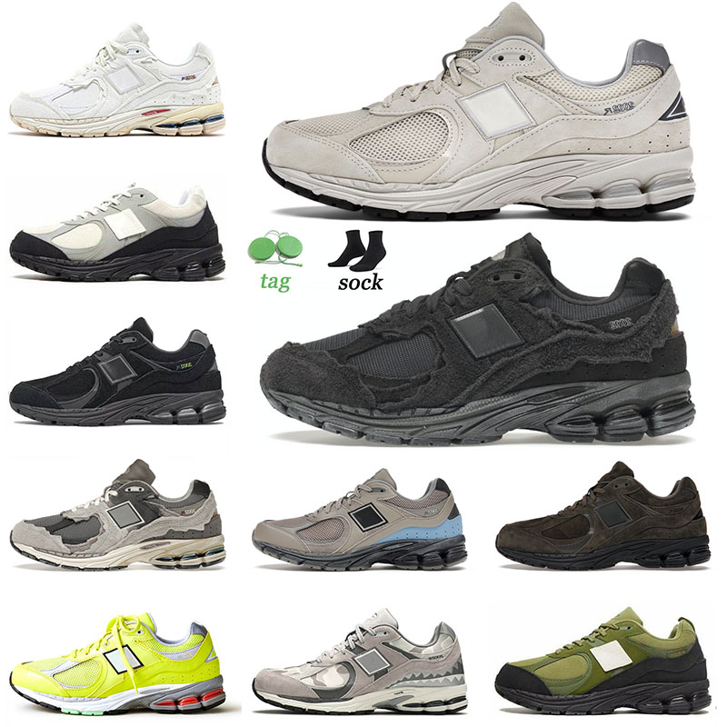 

New Quality 2022 Sports Running Shoes for Mens Women 2002R BB2002R Protection Pack Phantom Sea Salt Black Camo Munsell White Outdoor Sneakers, B17 pigment light aluminum 36-45