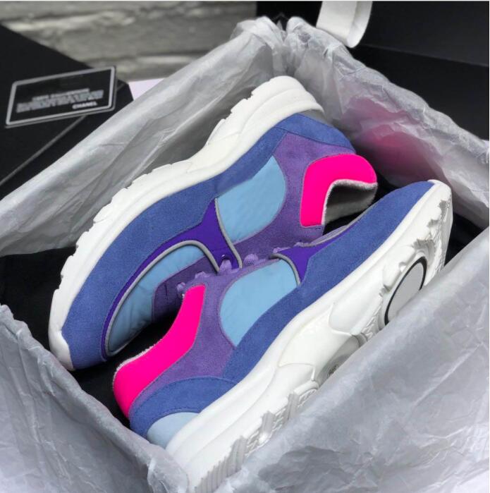 

Designer Low Top Sneakers Suede Nylon Reflective Shoes Men Women Calfskin Leather Sneaker Outdoor Luxury Casual Shoe Size 35-45, Color 25