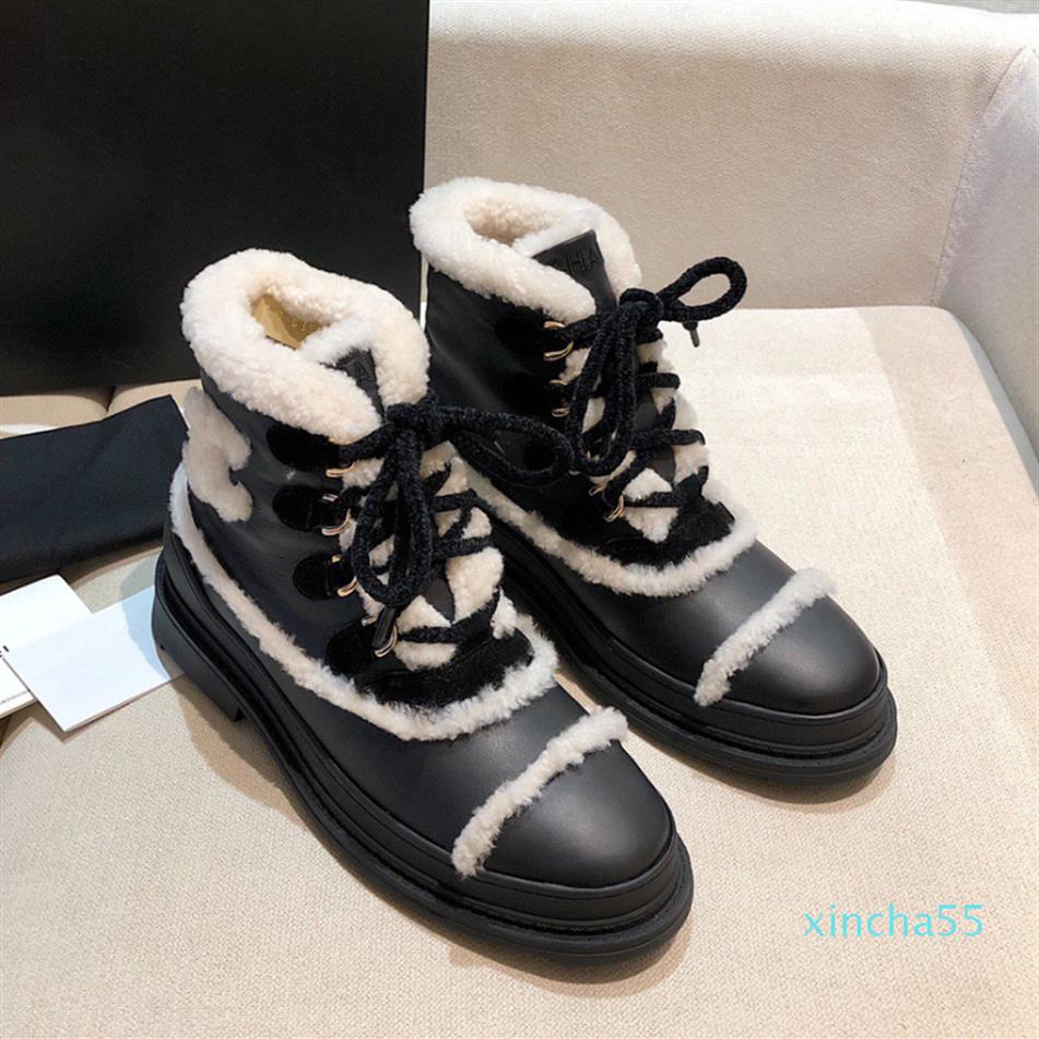 

Interlocking Wool ankle snow boots shearling logo combat boot rounded Toe lace-up Martin Block low heel booties luxury designers s297z, Black