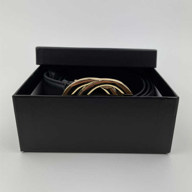 2021 Courroie en cuir pour hommes de haute qualité de haute qualité avec lettres imprimées Ceintures pour femmes Boucle de mode 3.8cm