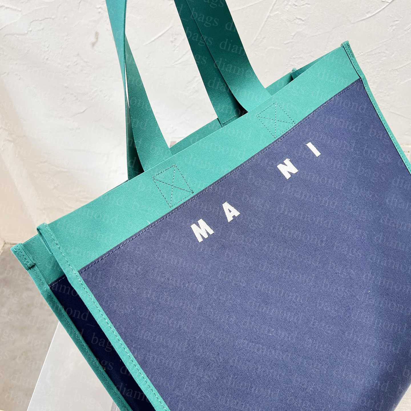 

Totes women handbag designers wallet luxury tote fashion shoulder bag capacity handbags classic purses casual shopping bags letter wallets famous backpack, Not sold separately