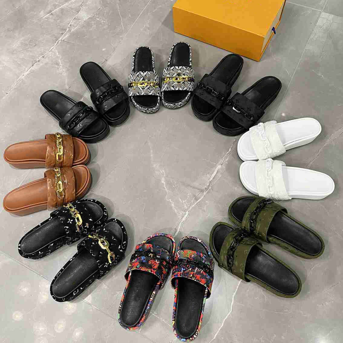

Platform Slippers Women's Summer Giant Designer Mule Slippers Rubber Leather Slide Logo Women's Open Toe Sexy Slippers Size 35-41