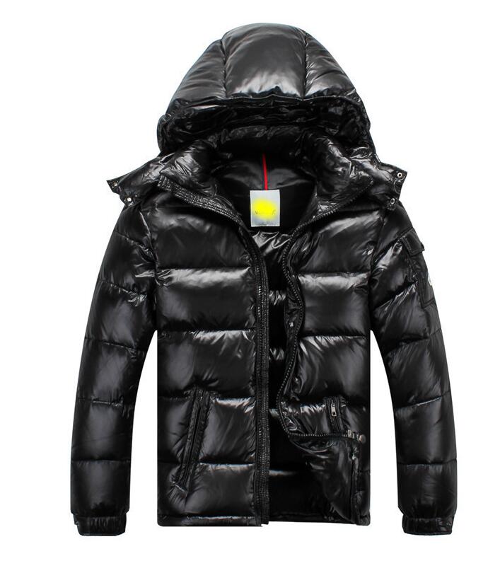 Mens down jackets Stylist Coat Parka Top Quality Classic Puffer Jacket Hooded Thick Down Coats Womens Feather Windproof Outerwear Removable hat S
