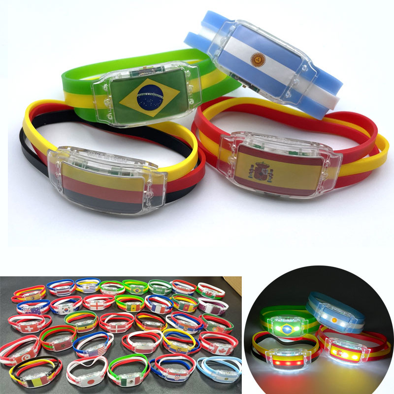 

2022 World Cup Light Bracelet 32 Countries Flag Party Supplies Silicone Wristband with Battery