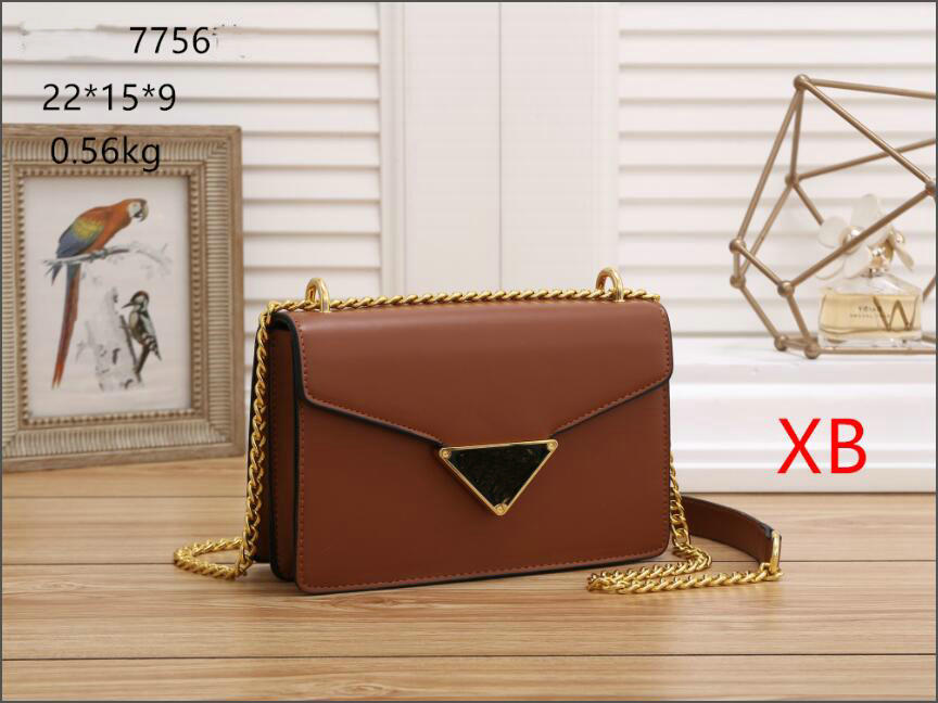 

Fashion Famous Designer Bags Famous Cross body messenger new Handbag Shoulder Lady Chain Clutch Plain wallet prefect Leather Diamond purse 22x15x9cm, Pink
