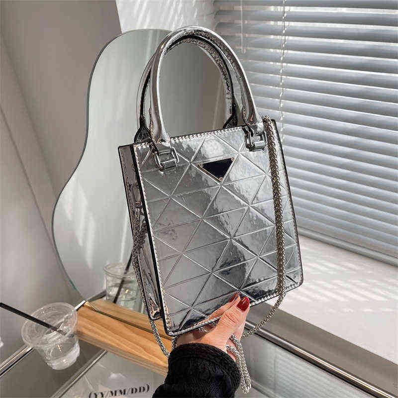 

Top Designer Women' Bag women spring and summer fried Street shiny foreign style texture diagonalWomen'sHigh