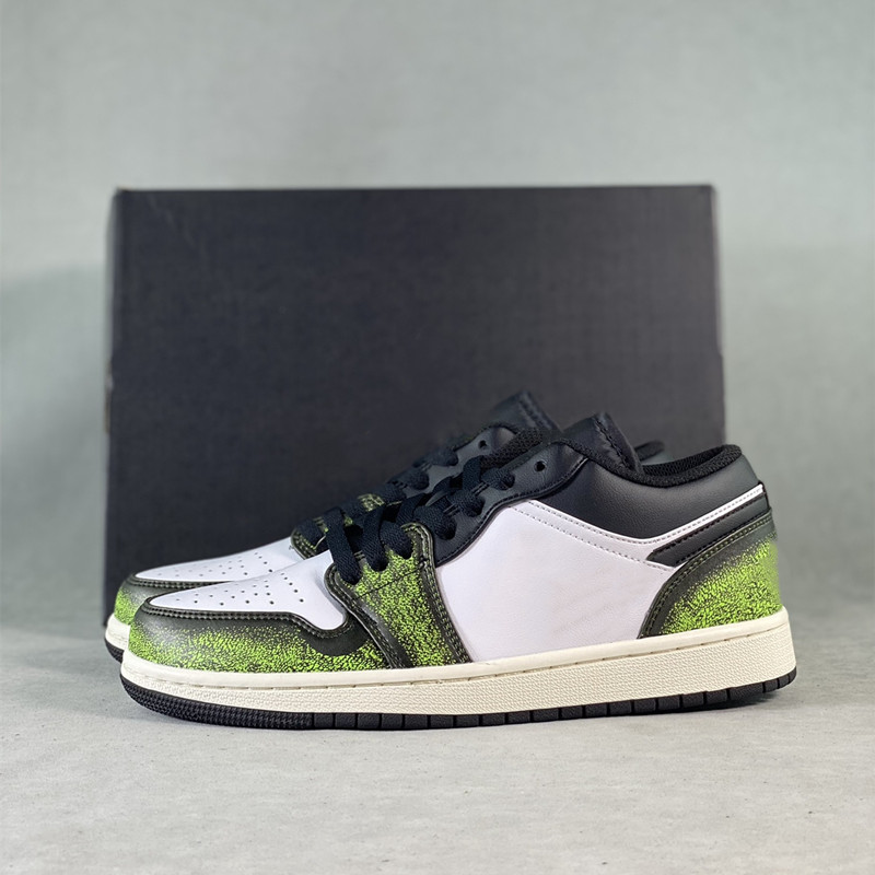 

Classics Wear Away Electric Green Basketball Shoes Tide Black Low Sneakers White Sail Simple Generous Crack Gradient Dressing, 1-green