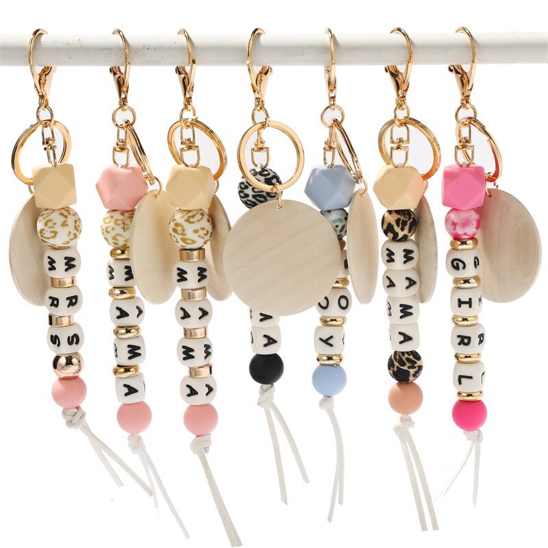 

Mother's Day Gift Designer Leopard Print Silicone Bead Mama Wood Keychain Monogram Keychain For Mom