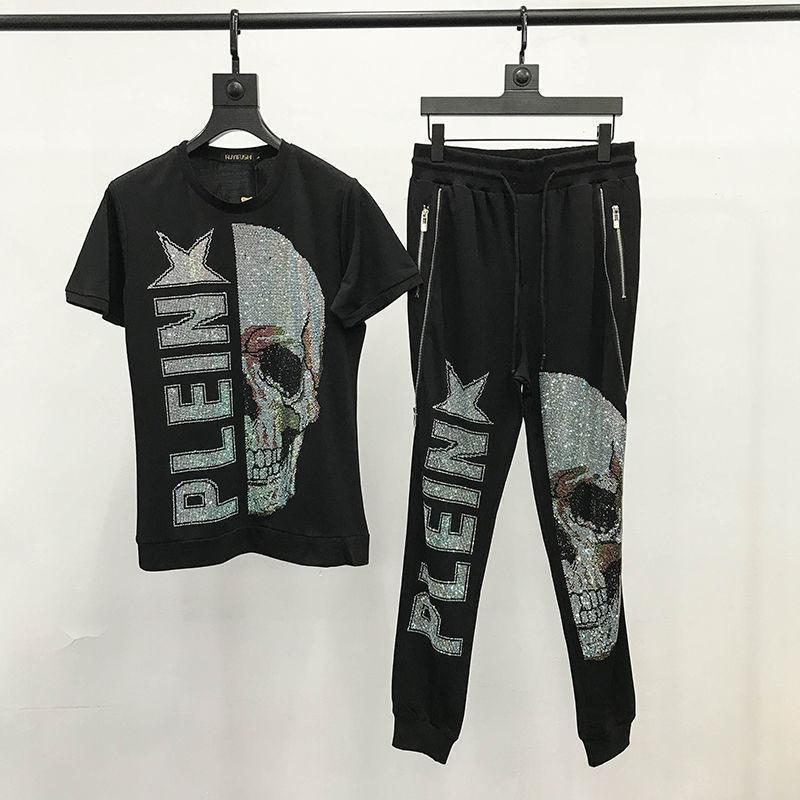 

Men's Tracksuits Black Suit Diamond Skull Pattern Round Neck T-shirt Trousers Two-piece Hip-hop Style 2 Piece Men Sets