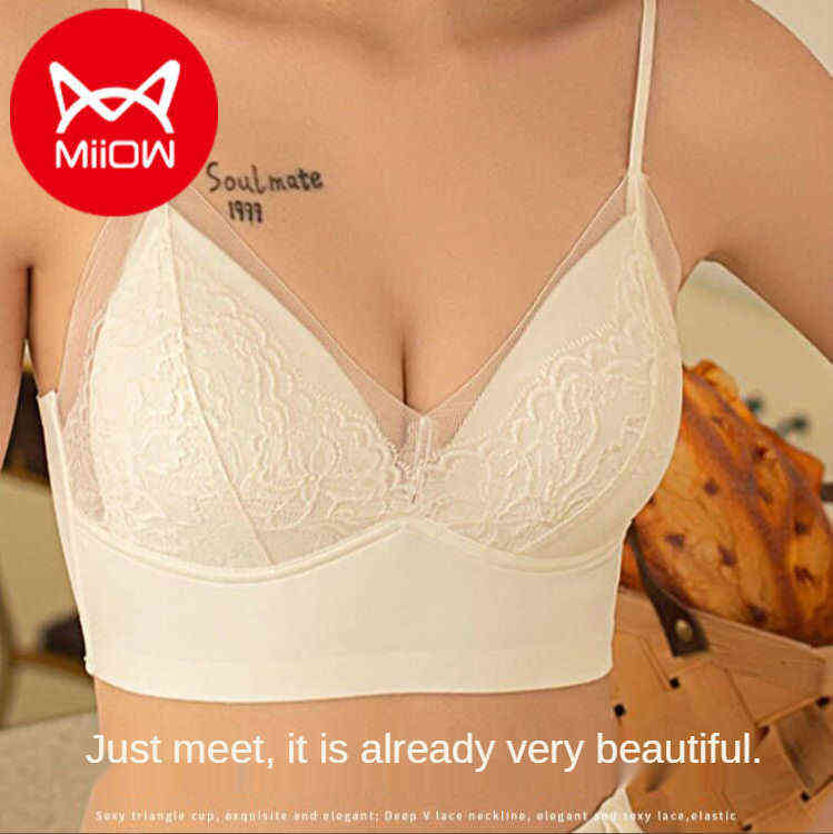 

MiiOW New Underwear Women's Summer Thin Section Big Breasts Small Rimless Lace Triangle Cup Beauty Back Strap Bra T220726