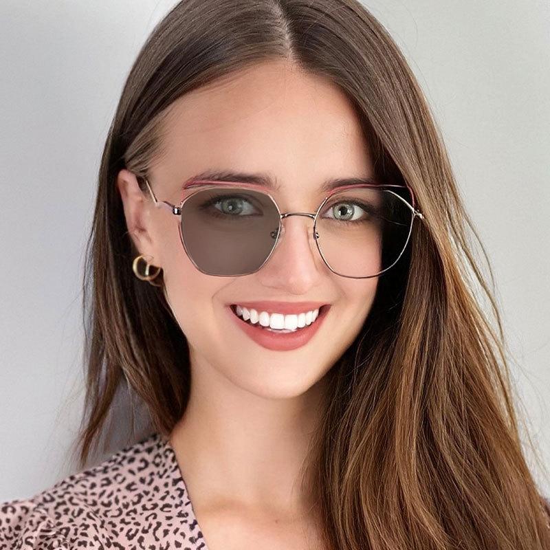 

Sunglasses Big Frame Pochromic Reading Glasses Retro Women Anti Blue Rays Resin Reader With Diopter 0 0.5 2.25 4.5 To 6.0Sunglasses