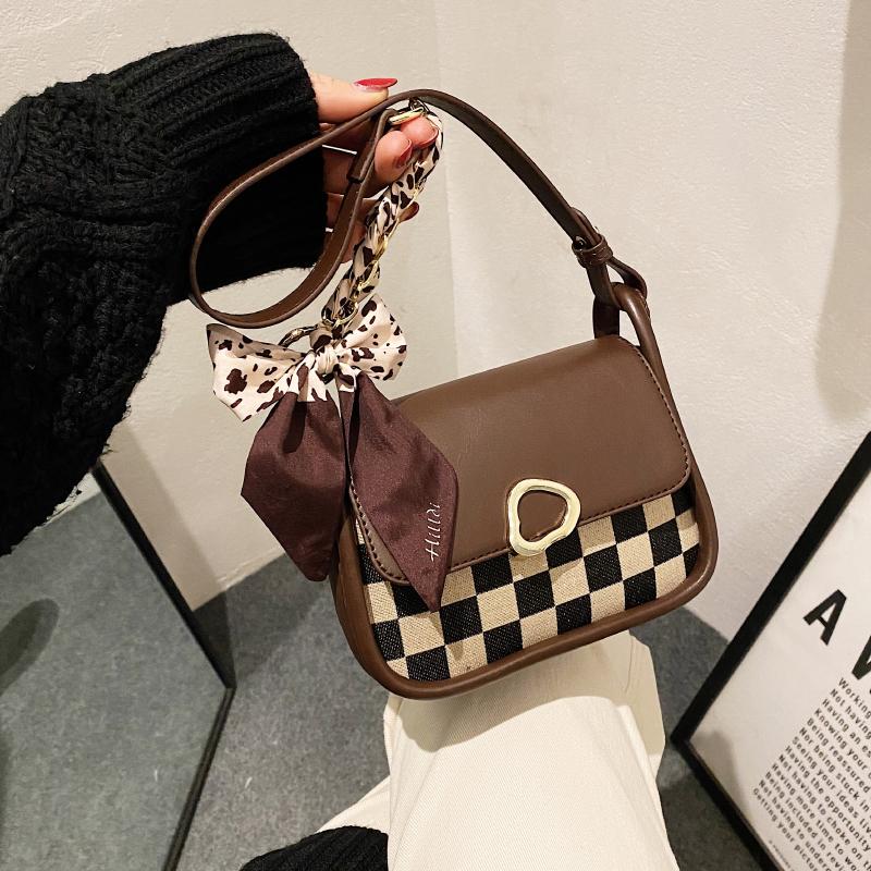 

Evening Bags YILIAN Fashion Diamond Single Shoulder Bag For Women 2022 Leisure And High Sense Of The Diagonal Cross Versatile Banquet, Black