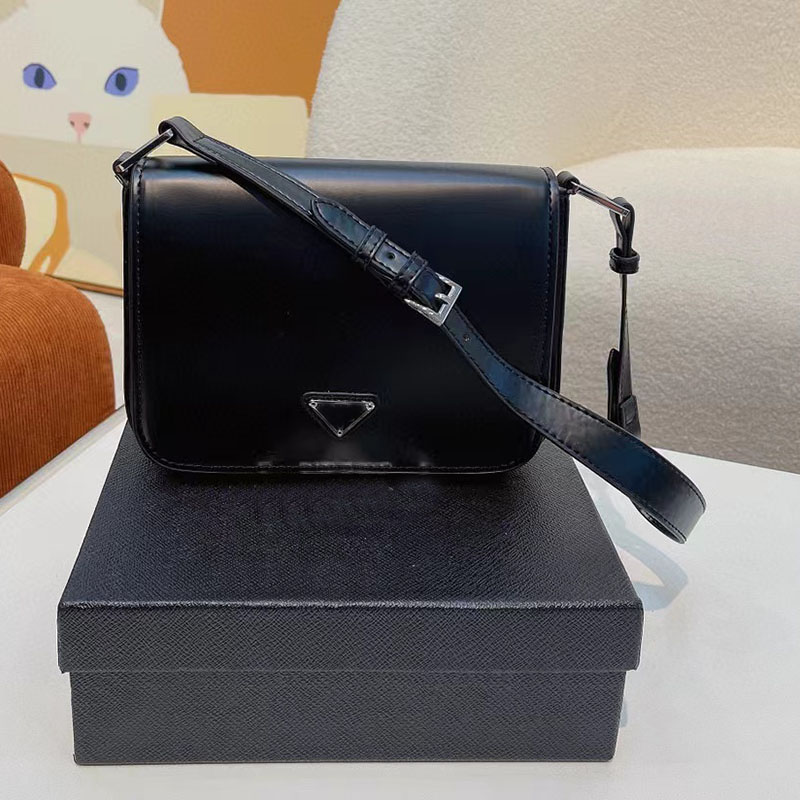 

2022 Wholesale Fashion 5A top quality Bags Designer Women handbags luxurious crossbody Designers Bag lambs shoulder flap classic 25cm gold chain clutch Luxury, White