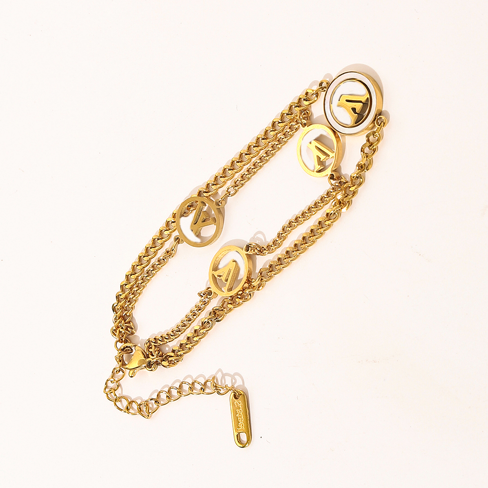 

New Style Stainless Steel Bracelets Women Bangle 18K Gold Plated Lovers Gift Letter Pendant Wristband Cuff Chain Wedding Jewelry Wholesale ZG1282