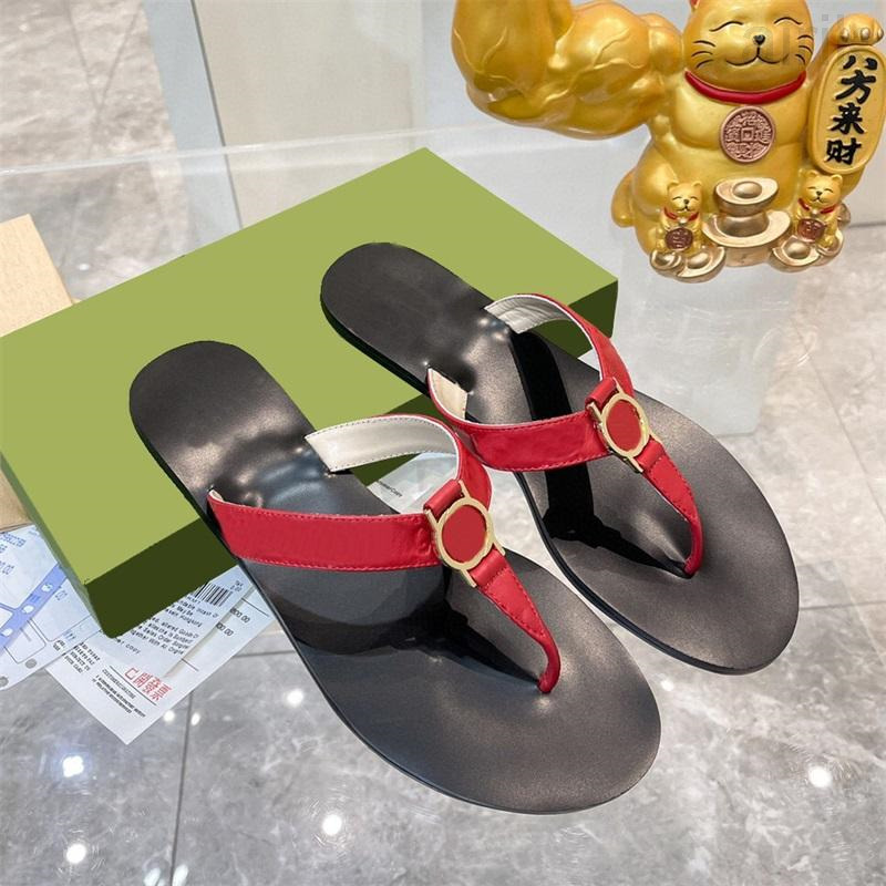 

Designer Slippers Metal Chain Sandal Ladies Slippers Thong Leather Sandals Thin Black Flip-flop BoxCasual Fashion Versatile Style