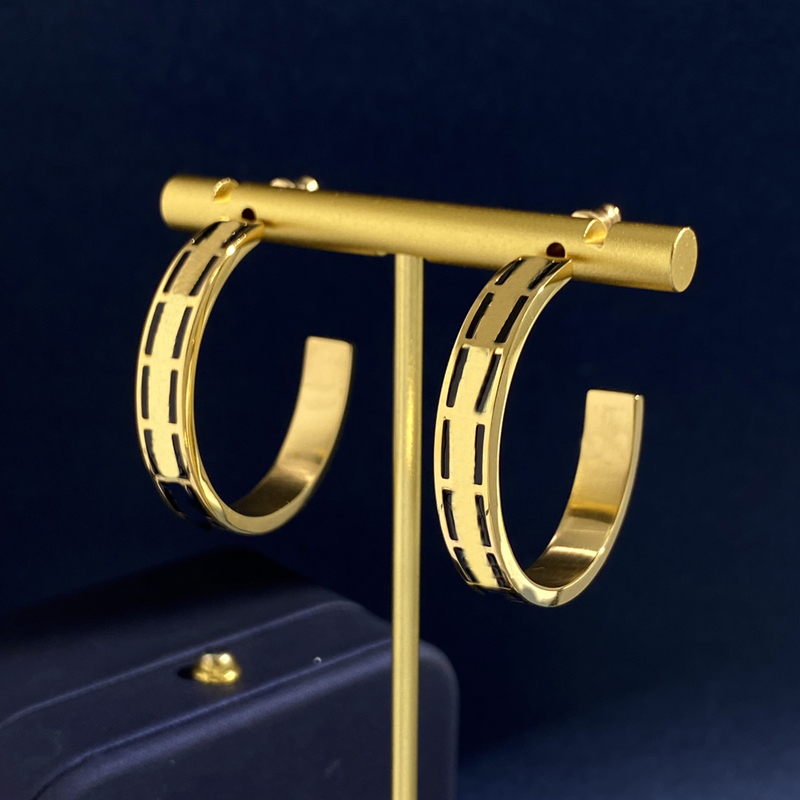 

Designer Bracelet For Women Hoop Earring Mens Gold Bangle Fashion Love F Bracelets Studs Luxury Wedding Jewelry Hoops With Box 22070602R, Black