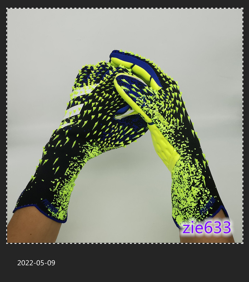 

New Goalkeeper Gloves Finger Protection Professional Men Football Gloves Adults Kids Thicker Goalie Soccer glove df, Red