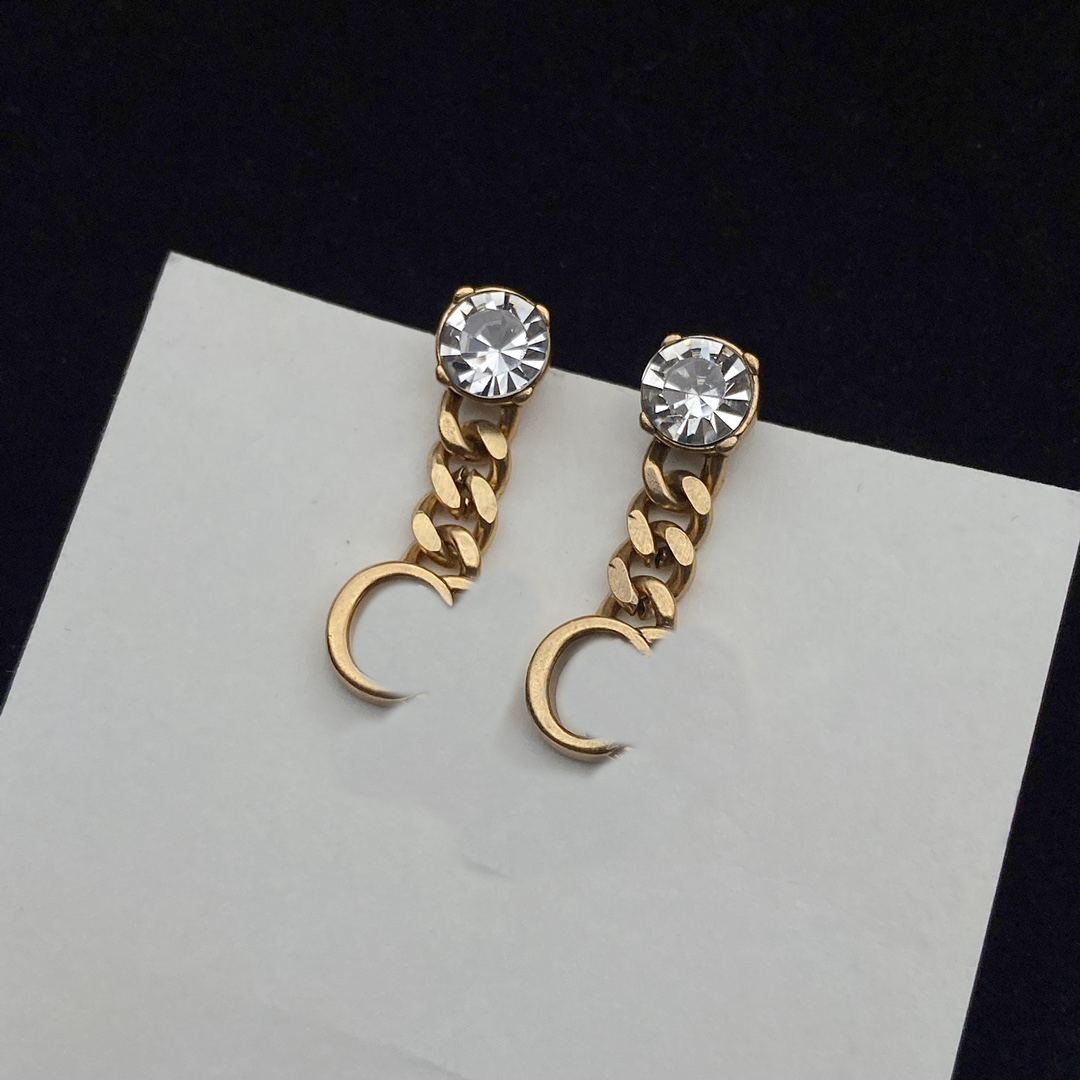 

G Designer Stud Earrings Hoop Earrings Love Diamonds Women Heart Pearl Earring Jewelry Party Wedding Couple Gift Fashion Luxury a5