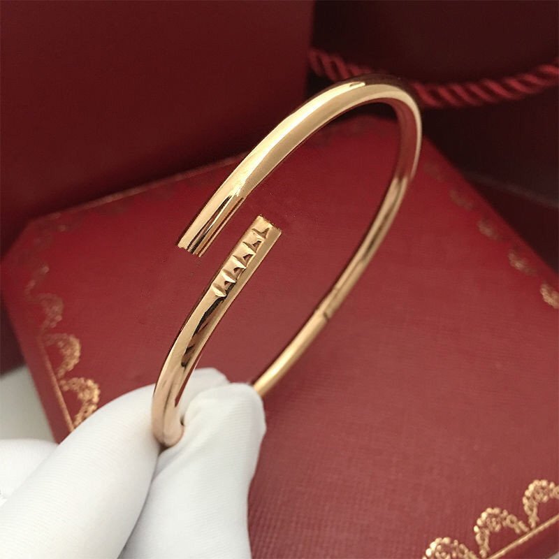 

2022 fashion classic screw shape Bangle men and women lovers engagement bracelet jewelry diamonds do not fade gift giving party without box