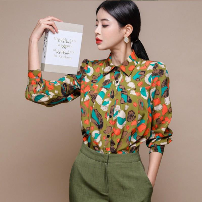 

Women' Blouses & Shirts 2022 Runway Women Spring Long Sleeve Turn Down Collar Sleeves Print European Vintage Loose Office Tops, Picture color