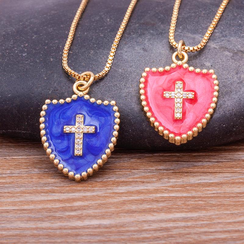 

Pendant Necklaces Classic Shield Shape Cross Multicolor Enamel Chain Necklace Oil Dripping Creative Lucky Boho Jewelry For Women Men GiftPen
