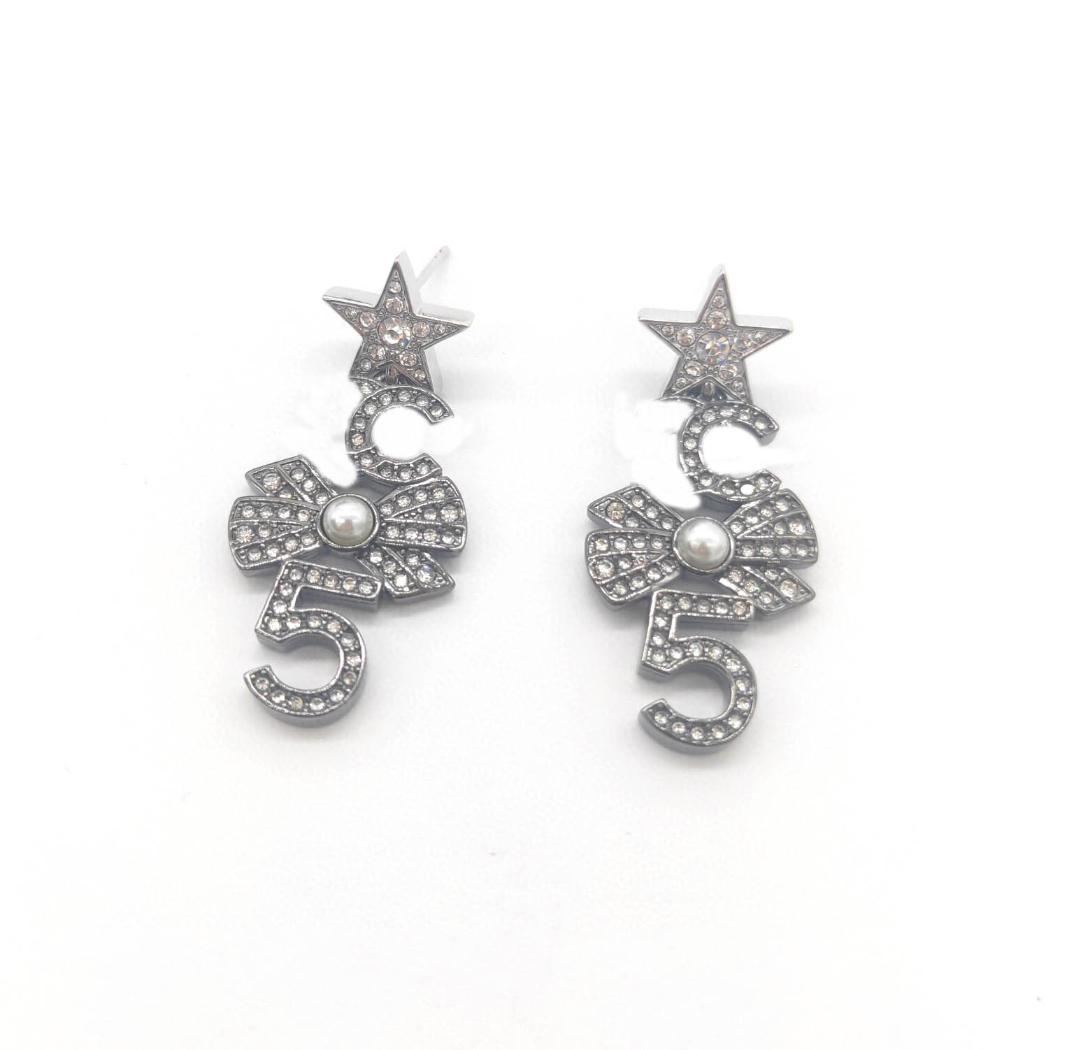 

2022 Top quality Charm drop earring with diamond and nature shell beads in black color plated flower design for women engagement jewelry gift have box stamp PS7700
