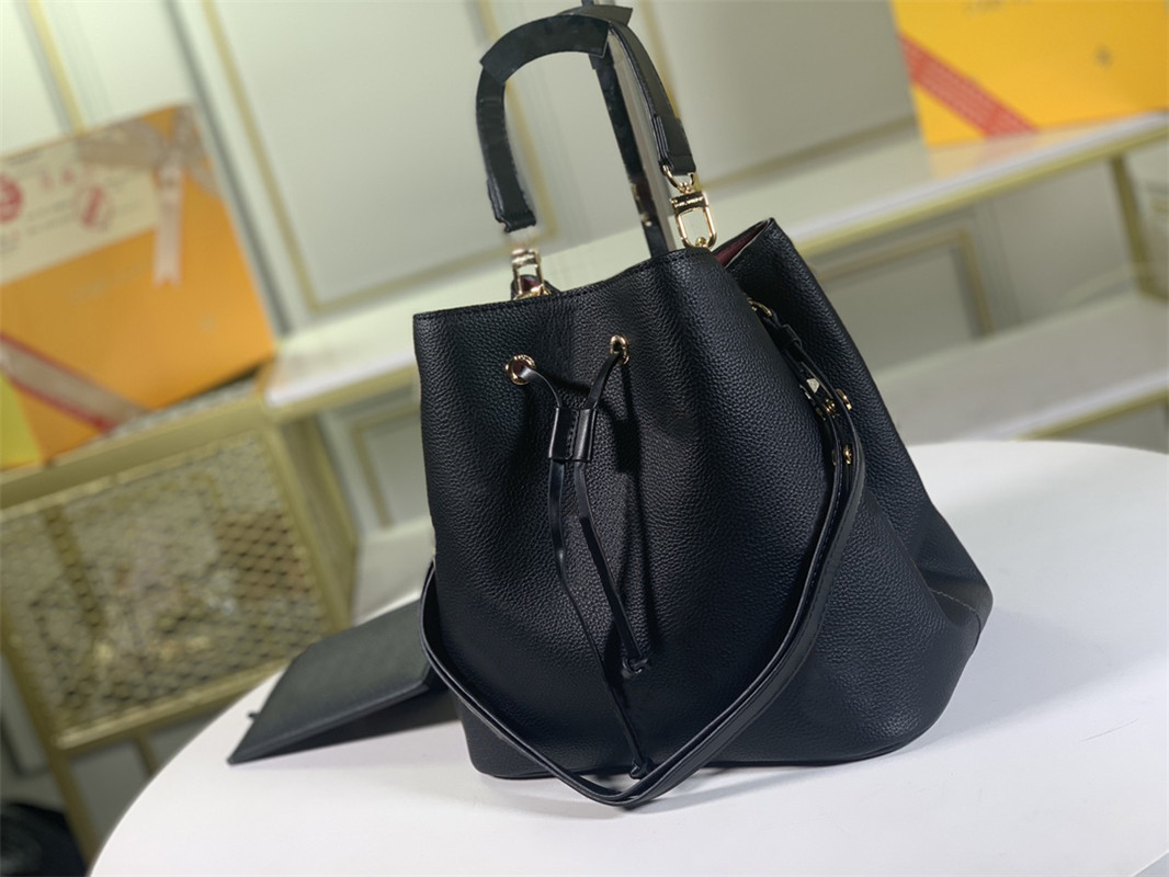 

2022Famous Brand Designer Messenger Handbag Tote Leather Vintage Pattern Crossbody Handbag Purse New Shoulder Bag Clutch Tote H0046