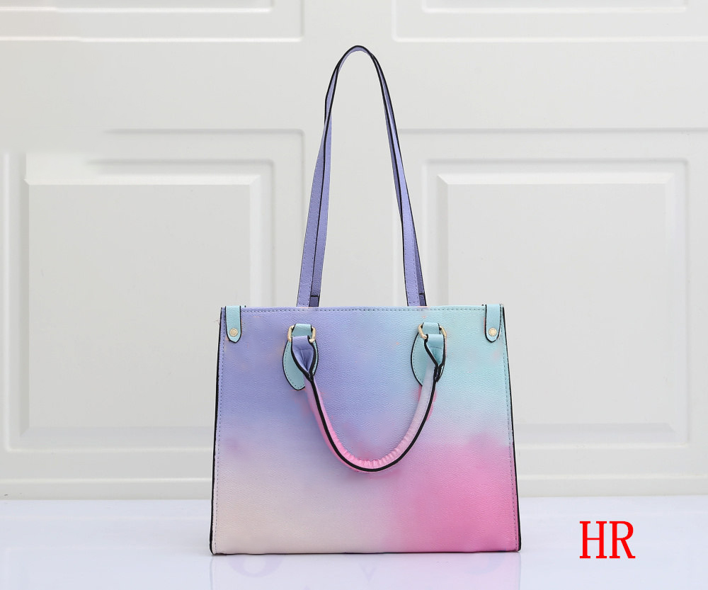

32cm Women Luxurys Designers handbag ON THE GO Onthego Top Crossbody Bags SPRING IN THE CITY Womens Handbags Purse Tote Bag PVC Leather Shopping Big Purs 29082, As picture