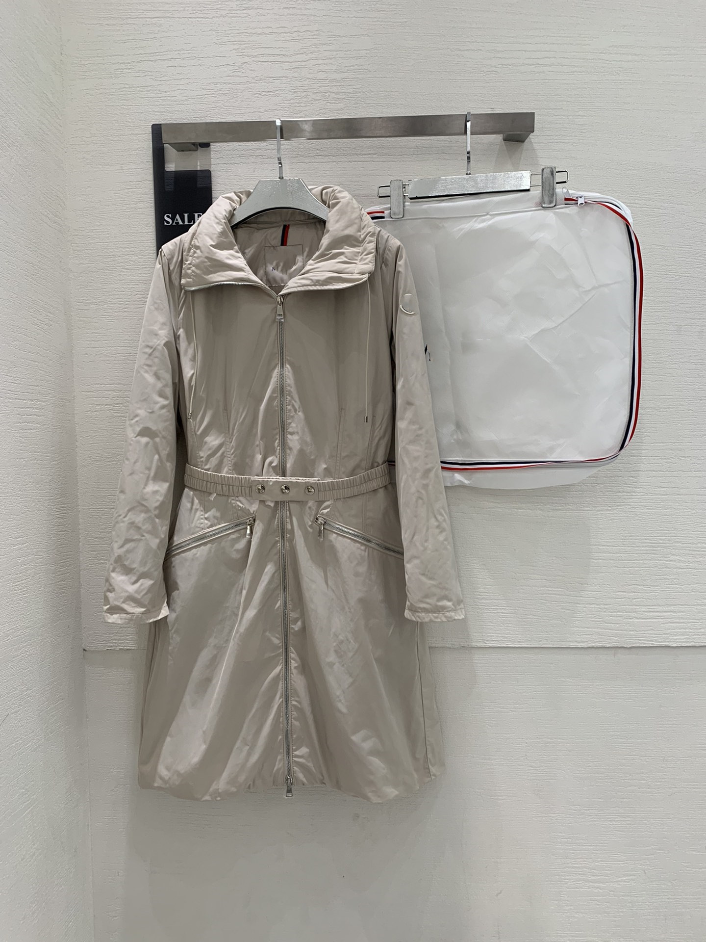 

Women's Down & Parkas 2022 European designers design new detachable parka down jacket, Champagne