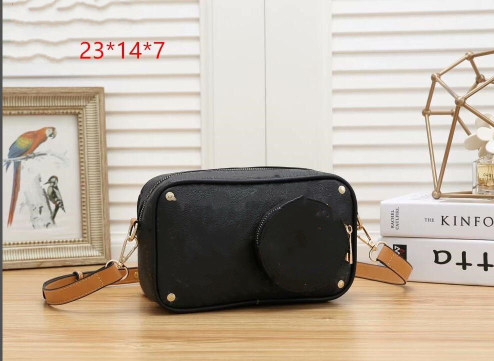 

Shoulder Bags Designers camera messenger Bags handbag vintage External zip pocket crossbody small square disco bag PU material Women men Luxury wallet purse M69688, Extra freight