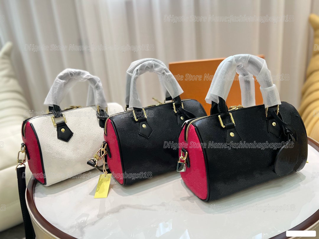 

Speedy Bandouliere 25 Handbag Black Cross Body Bag Embossed Grained Leather Padlock Business Shopping Luxurys Designers Bags