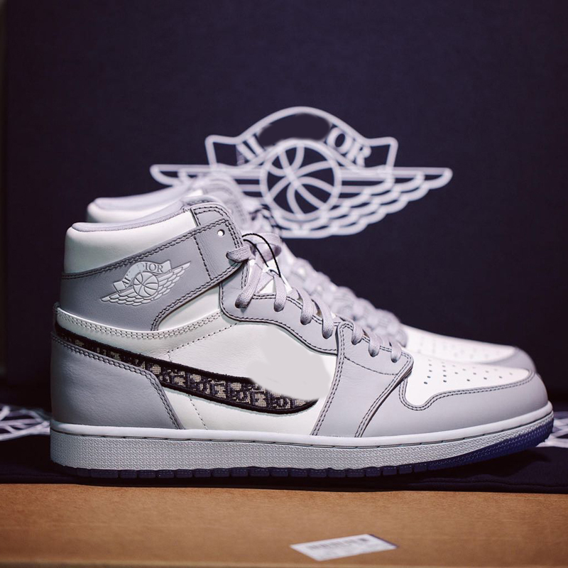 

2022 Authentic AIR JORDÁN 1 Hight OG With Bag Basketball shoes with original Box cn8607-002 cn8608-002, Don't order this option