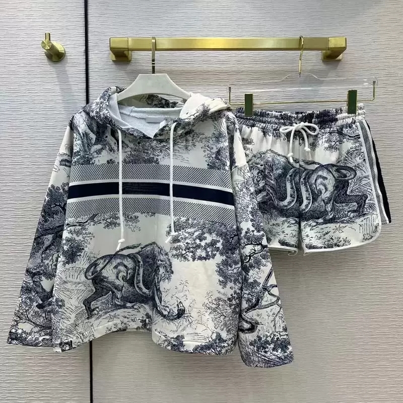 Women's Two Piece Pants TrackSuit Hoodies Short Pants Casual Fashion Set Fasion Female Tracksuits Women Clolthing Size S-L-image-757370926