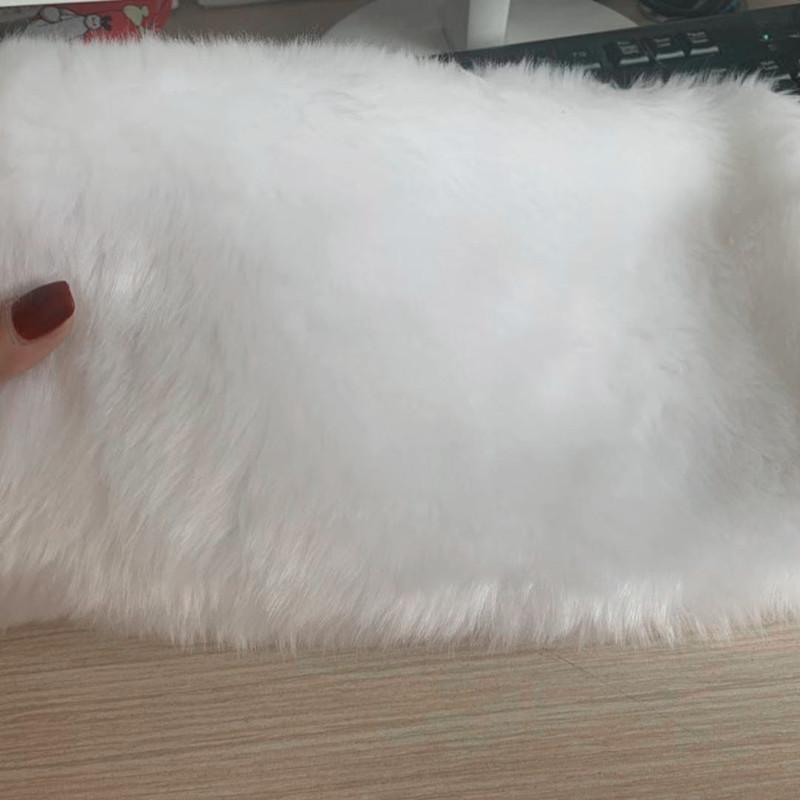 

Girl's Dresses 2022 Fur Hand Covering Winter Muff Ivory White Color Warm Handwarmers In Stock Warmer