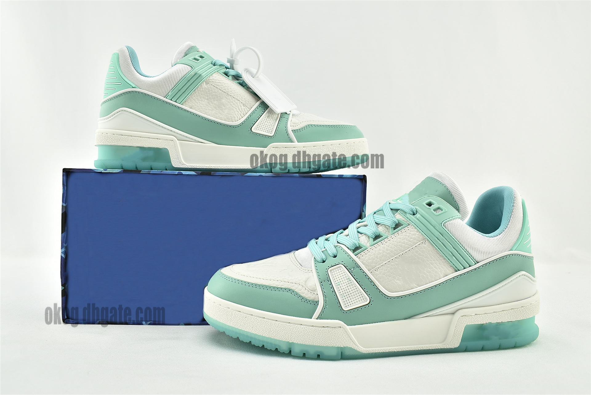 

Designer RIVOLI Trainer sneaker Low intage Casual Shoes Virgils alligator-embossed black Grey Brown White Green calf leather French Mens Sho, I need look other product