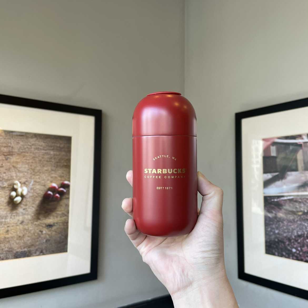 2021 Starbucks cup Christmas Vintage Red stainless steel capsule thermos 220ml water with bagNN9U-image-760903940