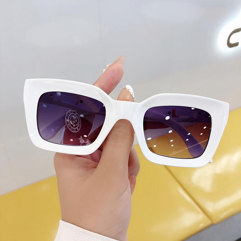

Sunglasses Summer Women Fashion UV400 White Black Color Sun Glasses For Men GiftSunglasses