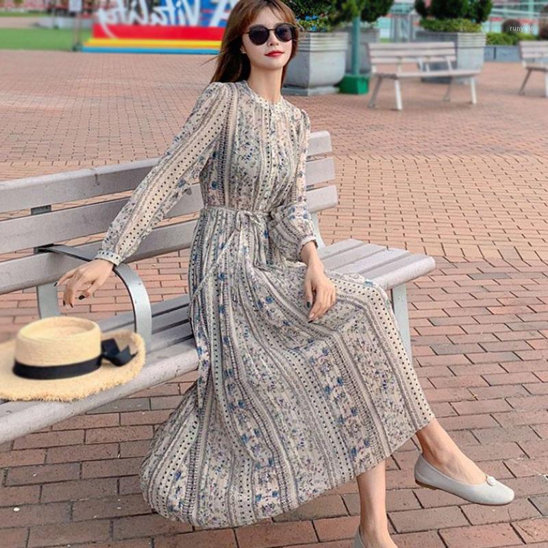 

Women's Fashion Retro Irregular Large Chiffon Dress Autumn Girl Print Beach Relaxed Flowing In The Long Skirt Casual Dresses