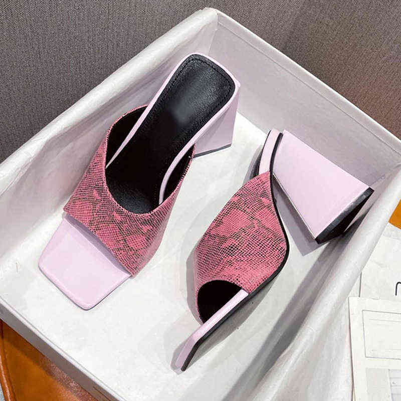 

New Fashion Strange High Heels Women Slippers Snake Pink Print Leather Ladies Sandals Two Different Ways to Wear It Female Shoes 220530