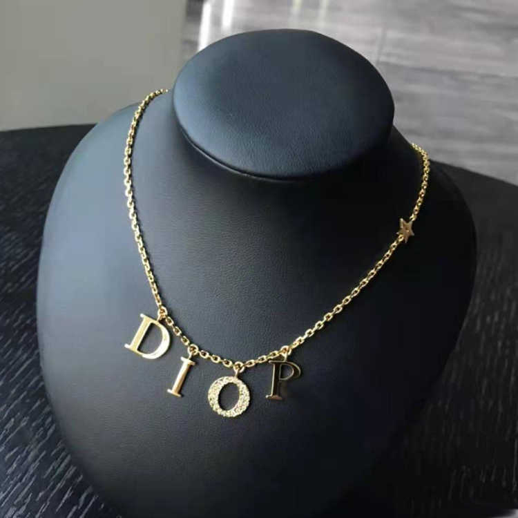 

Fashion designer necklace letter pendant gold chain necklace bracelet for mens and women Party lovers gift jewelry With BOX