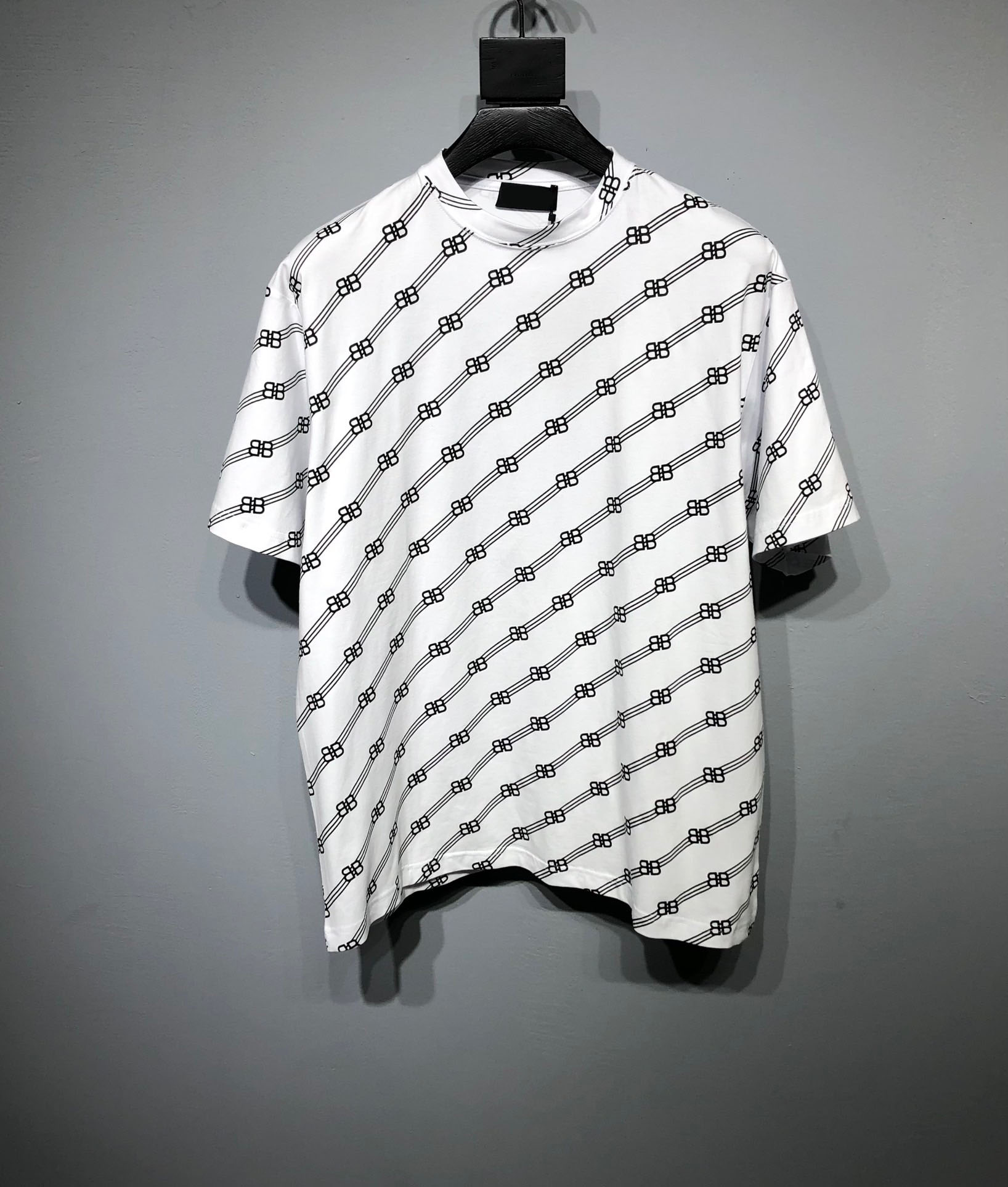 

Men's Plus Tees & Polos Round neck embroidered and printed polar style summer wear with street pure cotton M set shorts tshirt set 2fr