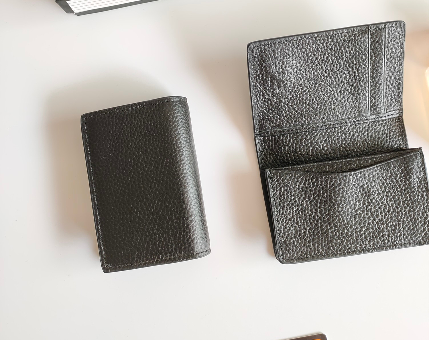 

Designer Mens Card Holder Pocket Organizer Bi-Fold Multiple Business Luxury Wallet Woman Purse Cardholder 428737 Case Debossed Leather Animalier Bees Metal Feline, Custom contact me