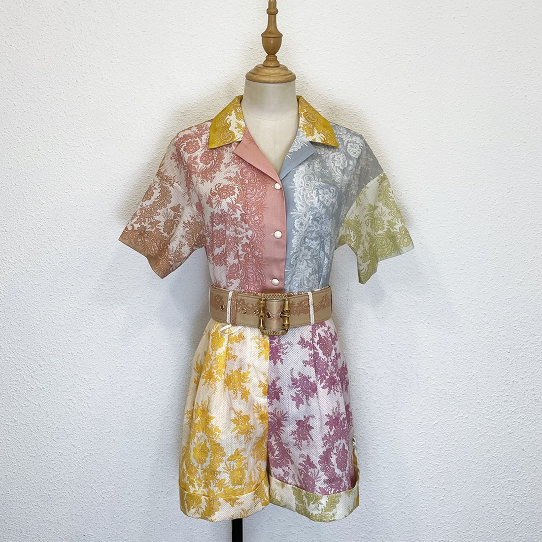 

Spring and summer New Ramie printing suit with belt, shirt and shorts, Multi